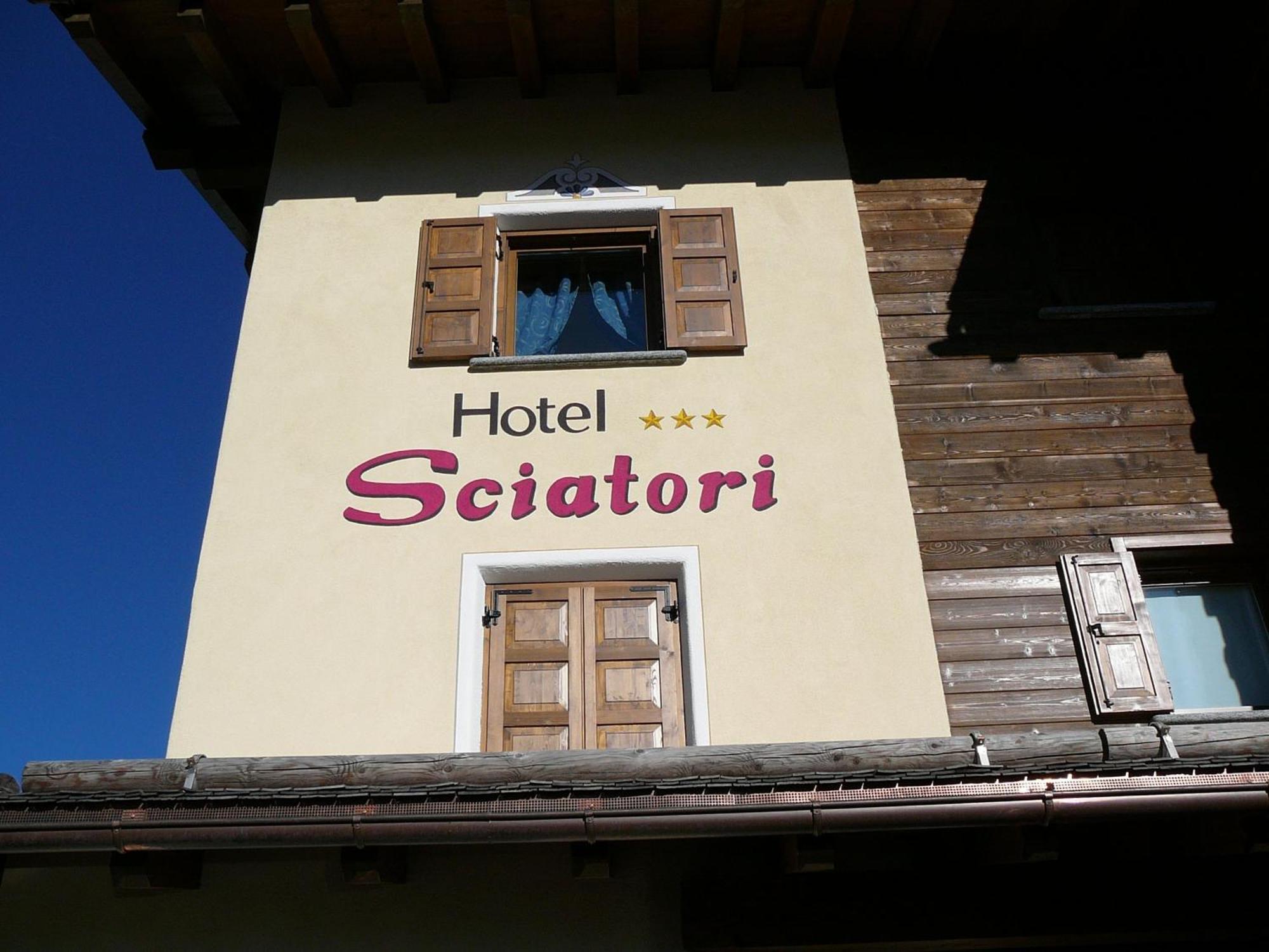 Hotel Sciatori Livigno Bagian luar foto